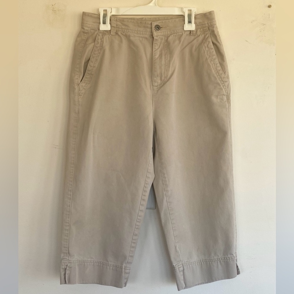 Vintage Liz Claiborne Women 4  Khaki Zipped Capris